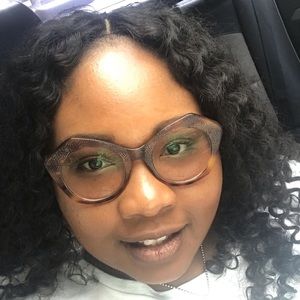 Meet your Posher, Jocelyn